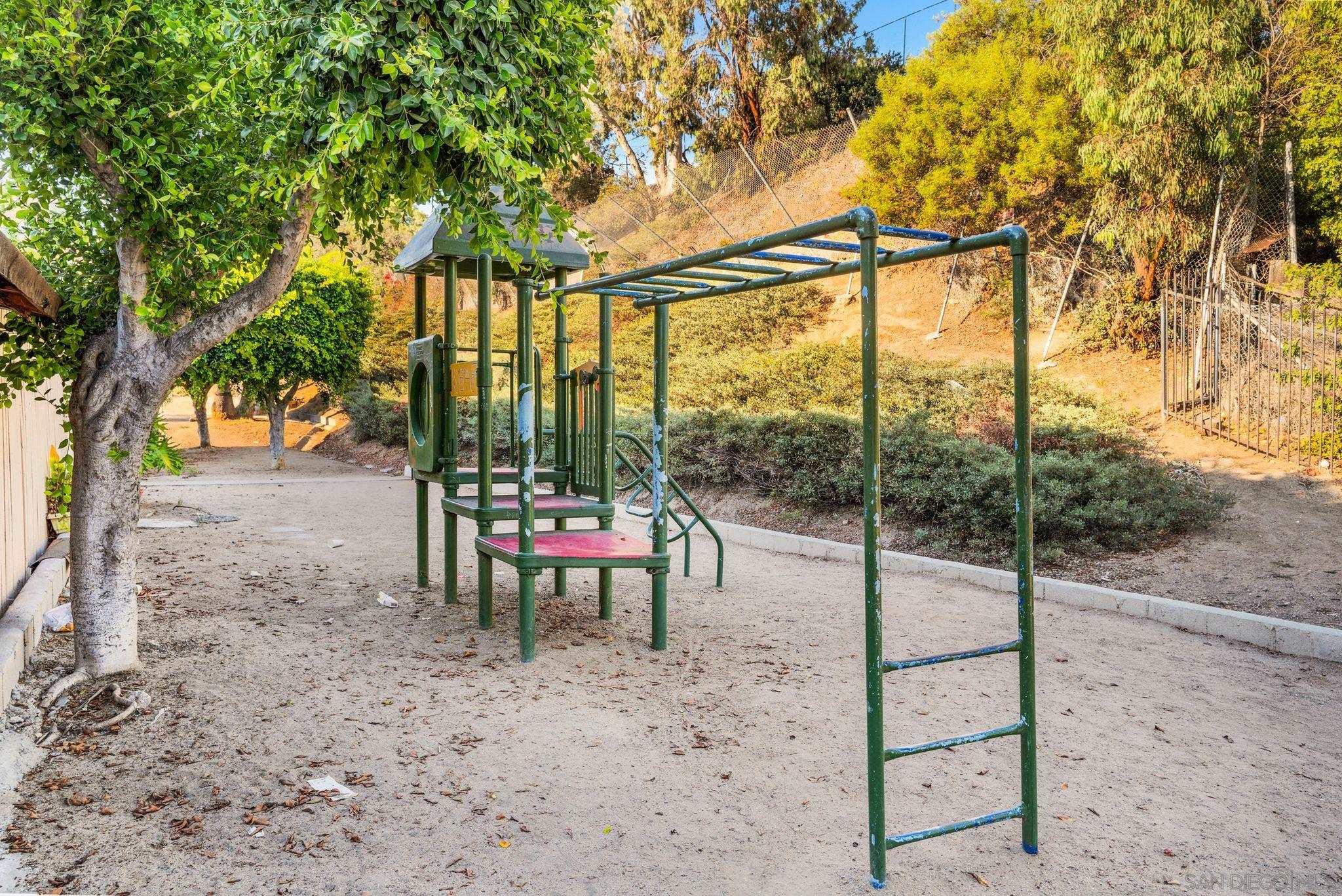 Detail Gallery Image 26 of 29 For 1687  Pentecost Way  #4,  San Diego,  CA 92105 - 1 Beds | 1 Baths