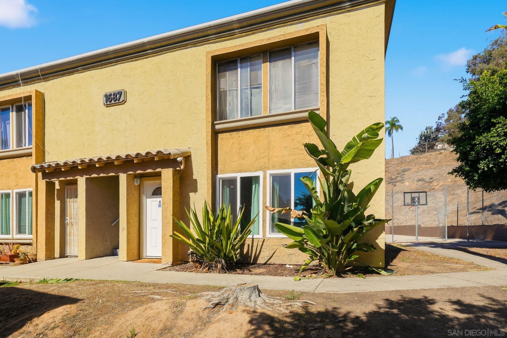 Detail Gallery Image 6 of 29 For 1687  Pentecost Way  #4,  San Diego,  CA 92105 - 1 Beds | 1 Baths