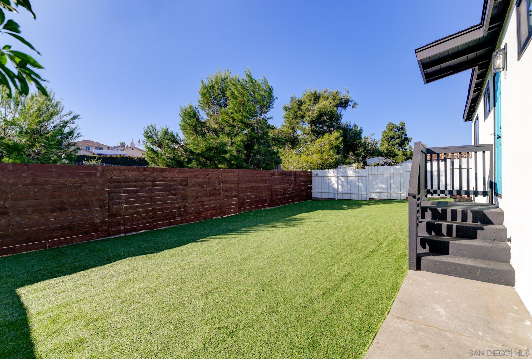 Detail Gallery Image 11 of 28 For 1948  Westinghouse St, San Diego,  CA 92111 - 3 Beds | 2 Baths