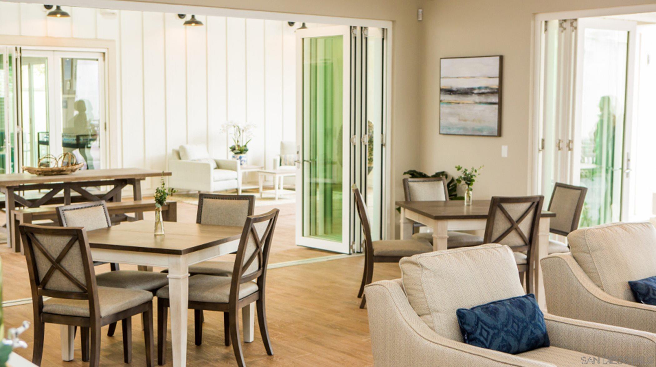 Detail Gallery Image 22 of 24 For 1052  Spike Street  #2,  Chula Vista,  CA 91911 - 3 Beds | 2/1 Baths