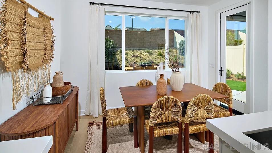 Detail Gallery Image 10 of 19 For 1059  Spike Street  #1,  Chula Vista,  CA 91911 - 4 Beds | 2/1 Baths