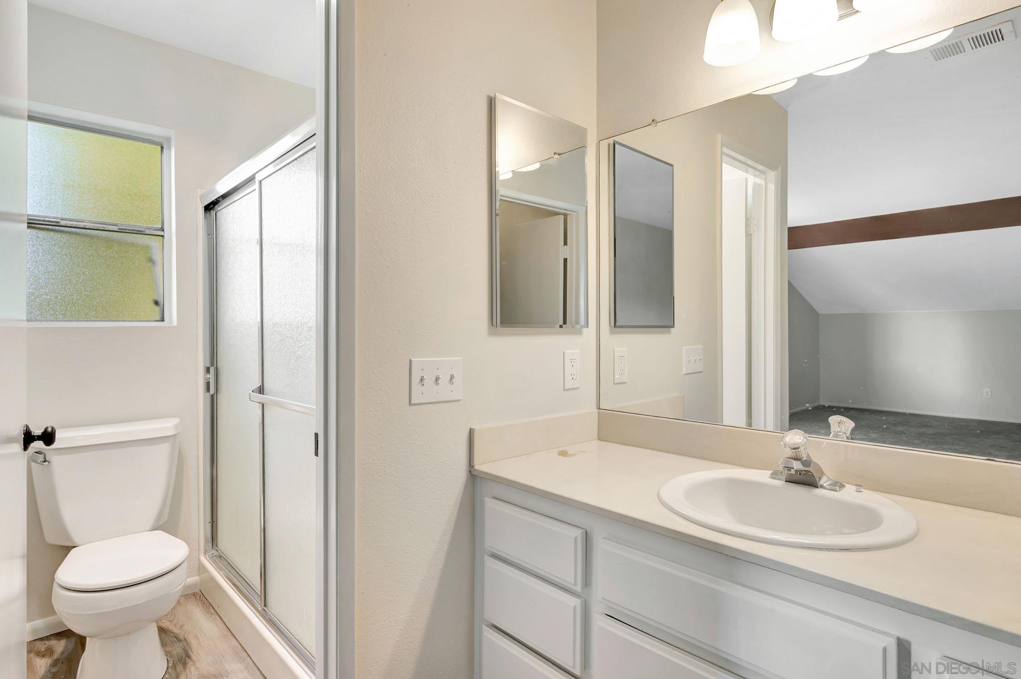 Detail Gallery Image 15 of 30 For 1480  Bridgeview Dr, San Diego,  CA 92105 - 3 Beds | 3 Baths