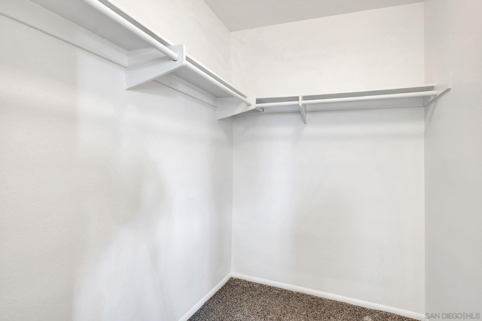 Detail Gallery Image 16 of 30 For 1480  Bridgeview Dr, San Diego,  CA 92105 - 3 Beds | 3 Baths