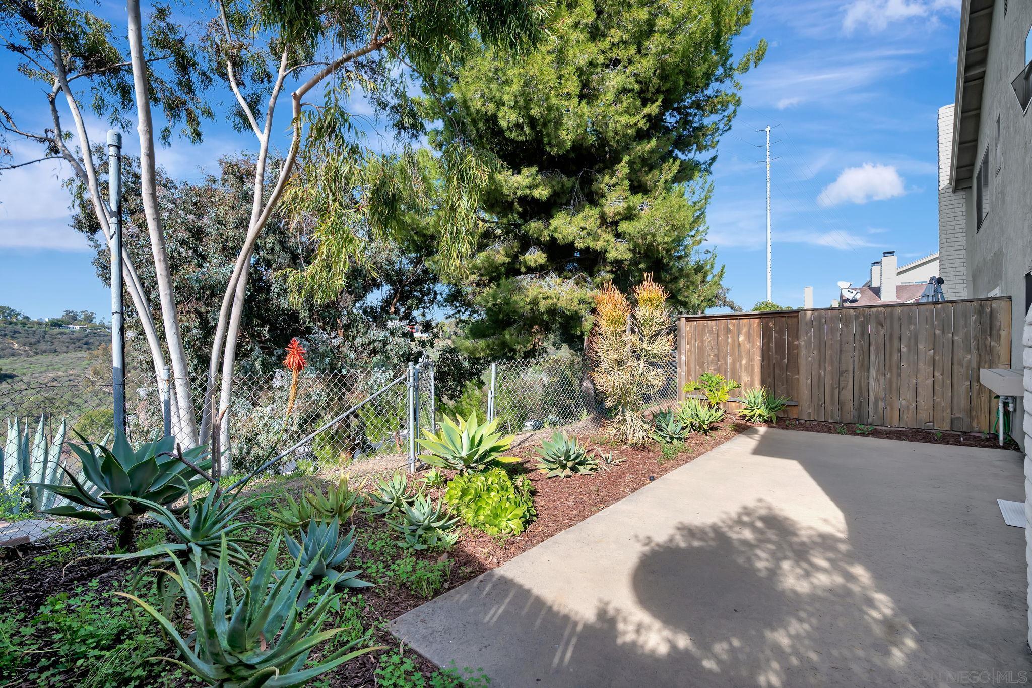 Detail Gallery Image 25 of 30 For 1480  Bridgeview Dr, San Diego,  CA 92105 - 3 Beds | 3 Baths