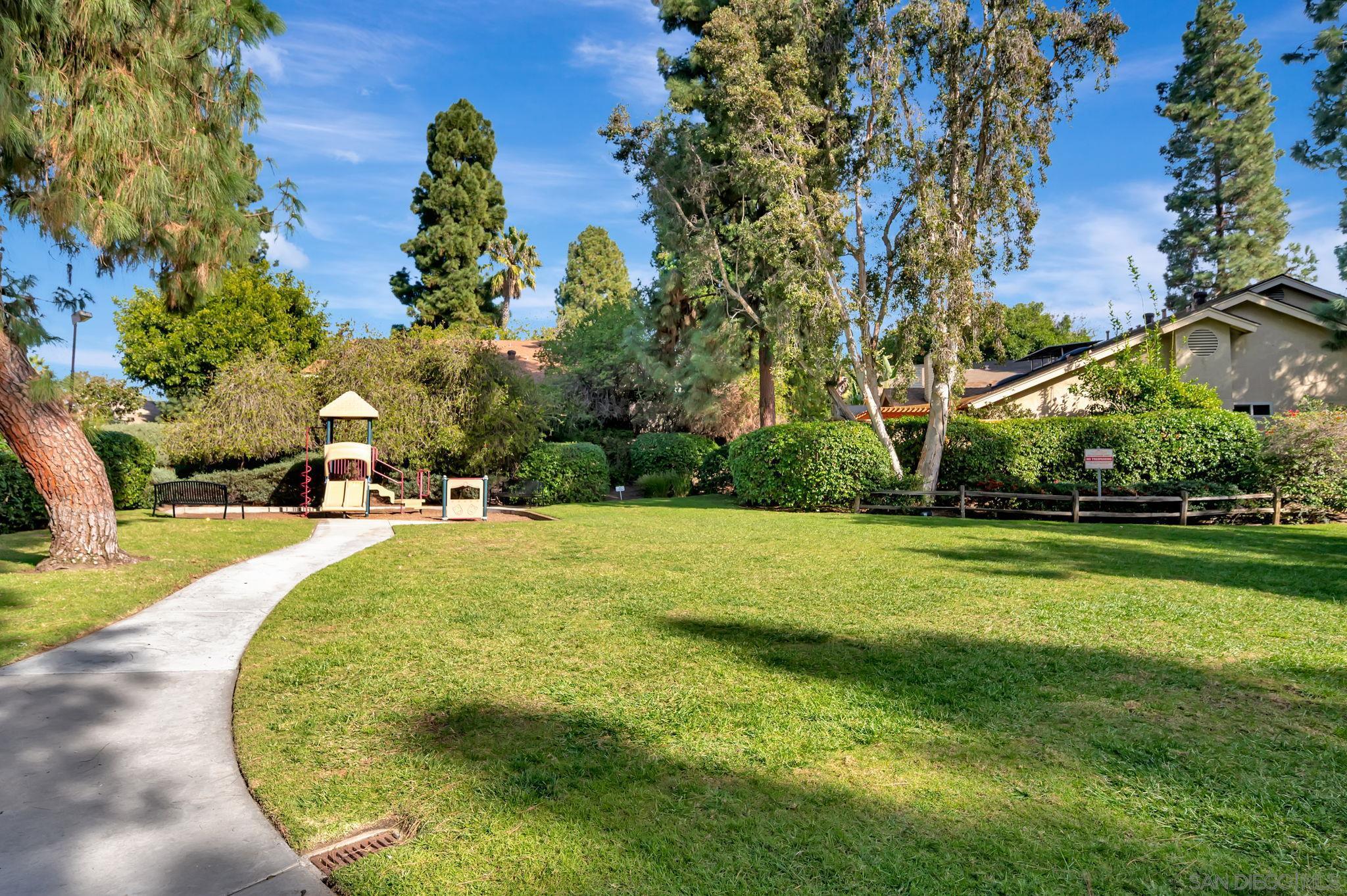 Detail Gallery Image 29 of 30 For 1480  Bridgeview Dr, San Diego,  CA 92105 - 3 Beds | 3 Baths