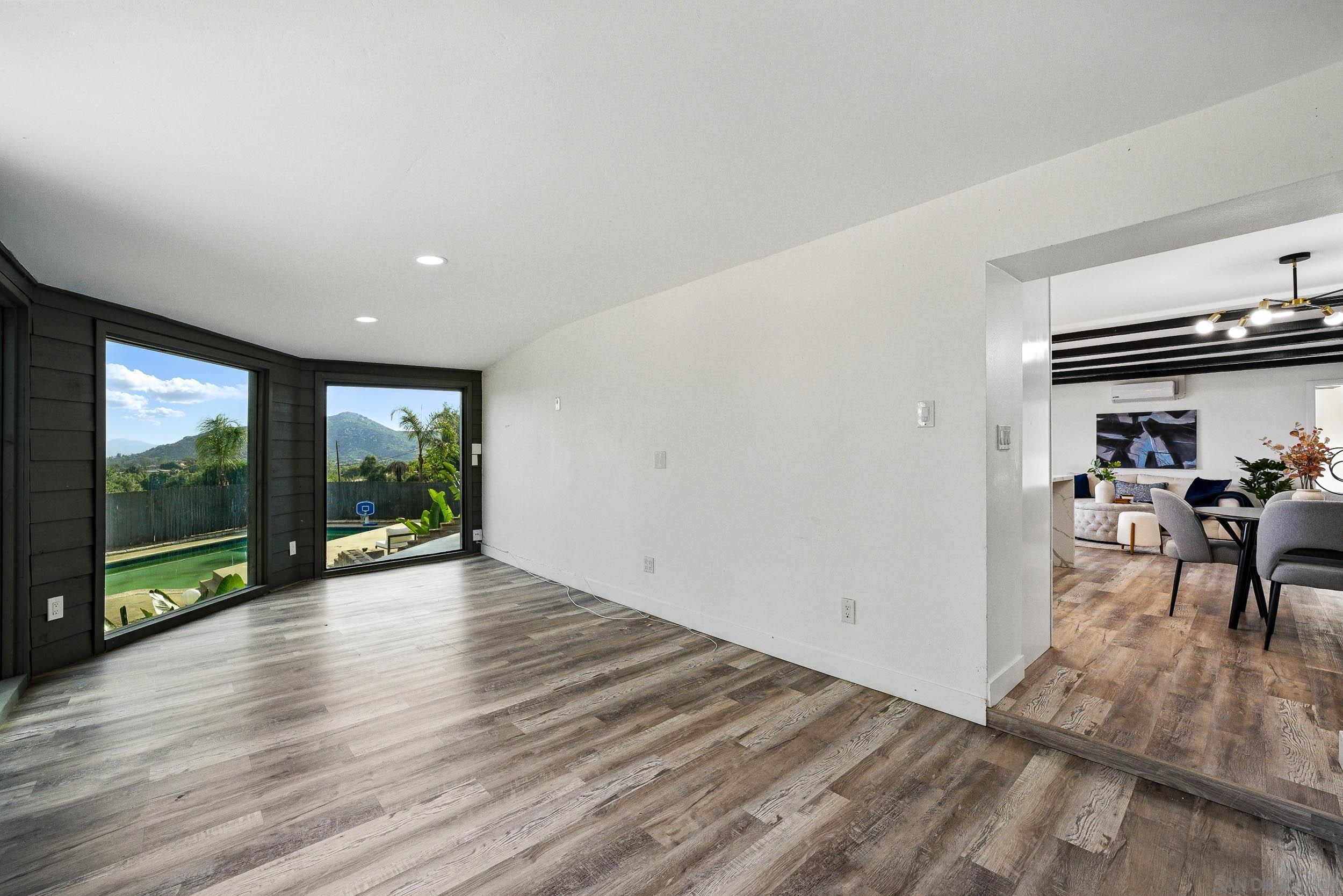 Detail Gallery Image 15 of 36 For Coping Place, Lakeside,  CA 92040 - 5 Beds | 3 Baths