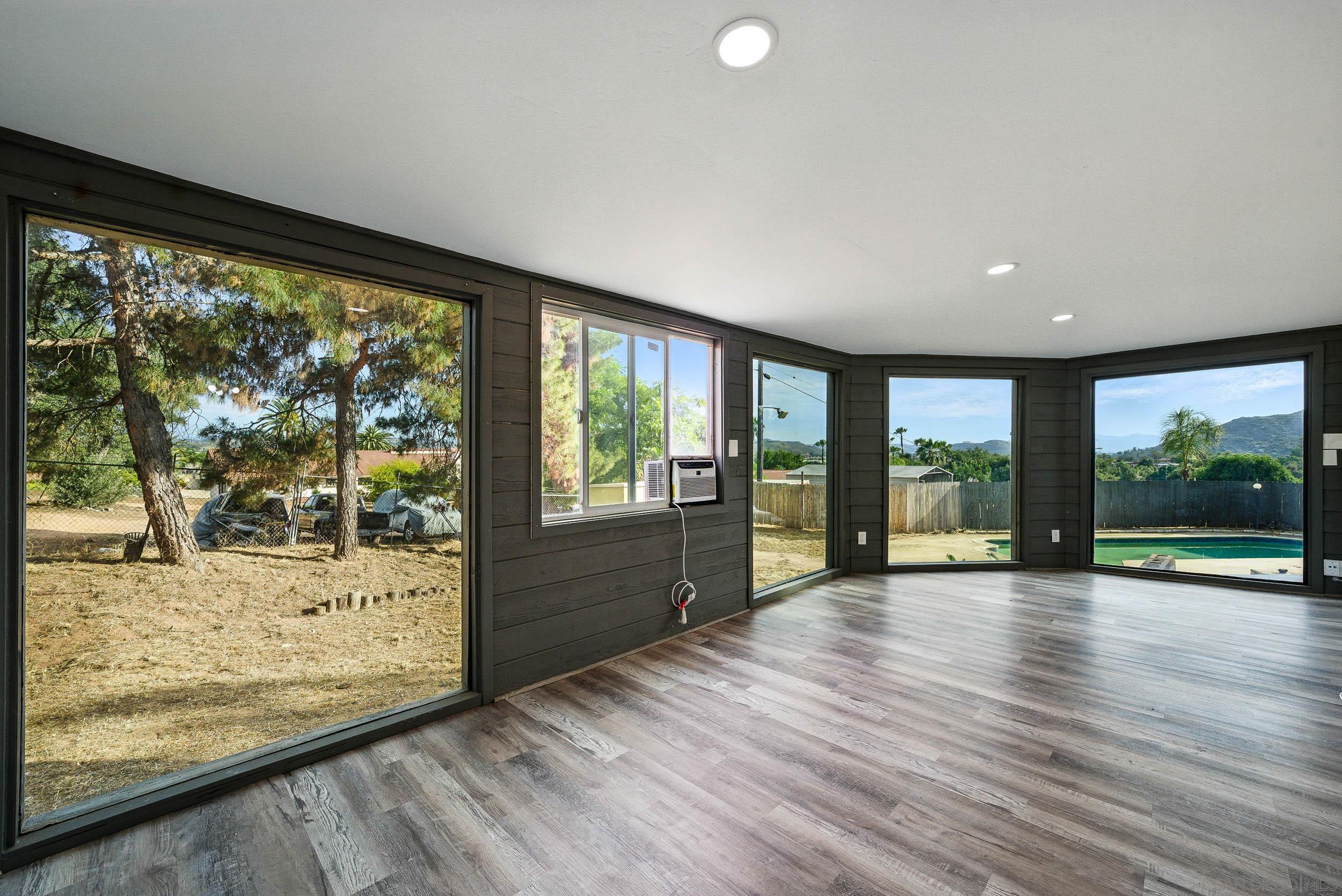 Detail Gallery Image 5 of 36 For Coping Place, Lakeside,  CA 92040 - 5 Beds | 3 Baths