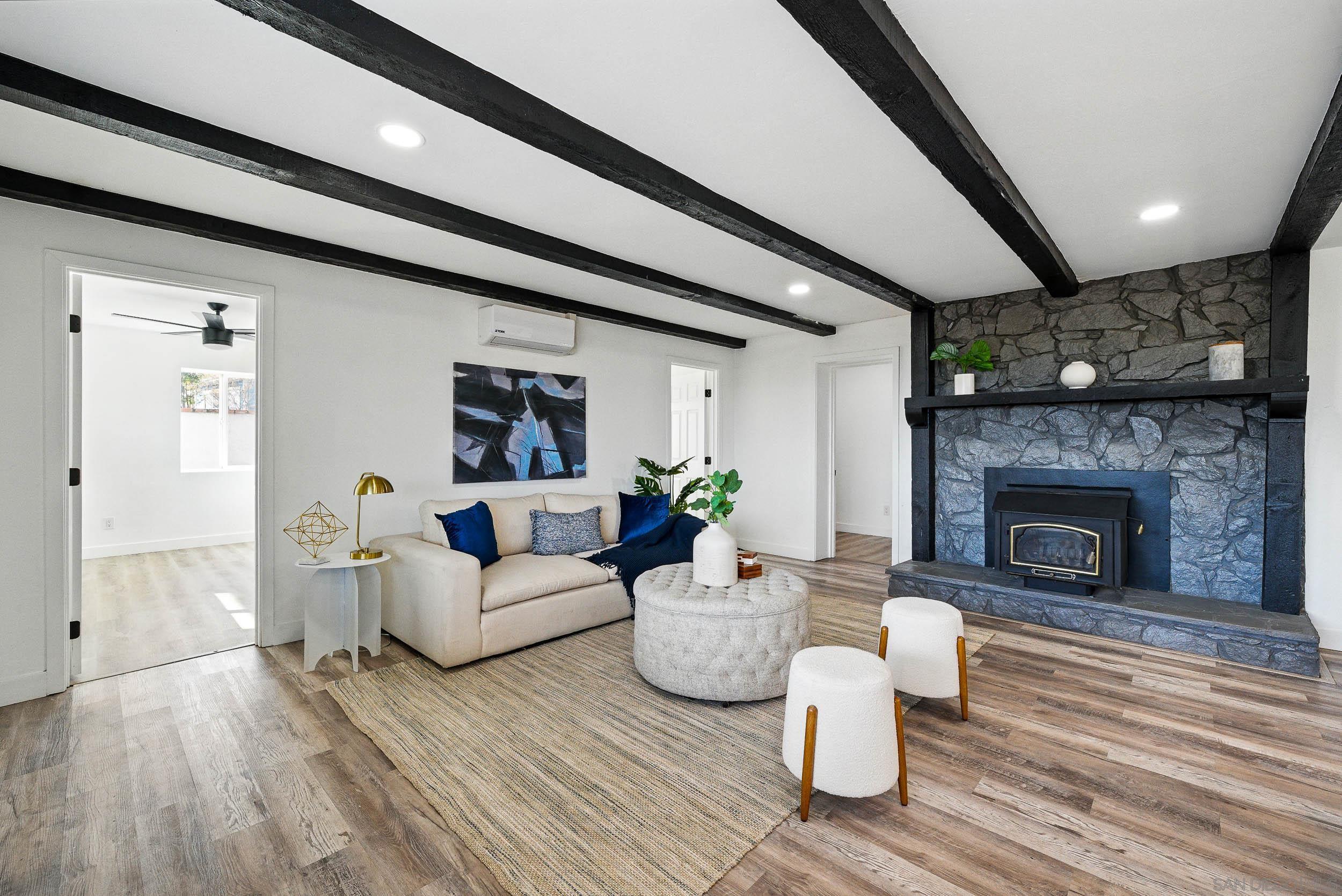 Detail Gallery Image 7 of 36 For Coping Place, Lakeside,  CA 92040 - 5 Beds | 3 Baths