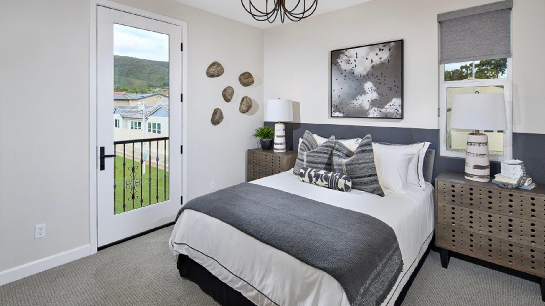 Detail Gallery Image 13 of 17 For 12271  Alison Way, San Diego,  CA 92129 - 3 Beds | 3 Baths