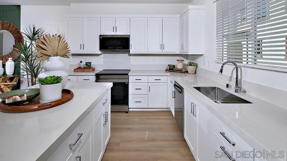 Detail Gallery Image 2 of 14 For 1806  Mountain Laurel Road, San Marcos,  CA 92078 - 4 Beds | 3/1 Baths