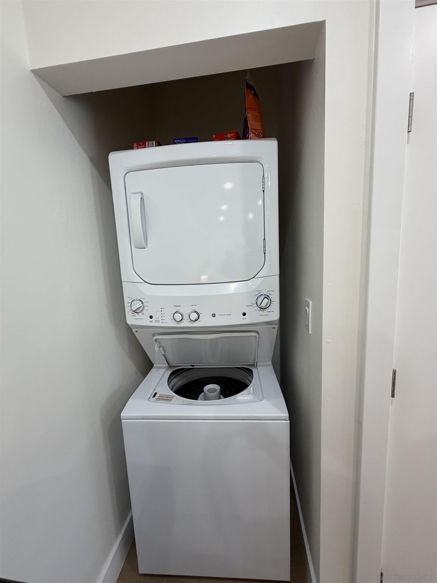 Detail Gallery Image 8 of 10 For 4221  Vista Way  Studio, La Mesa,  CA 91941 - 1 Beds | 1 Baths