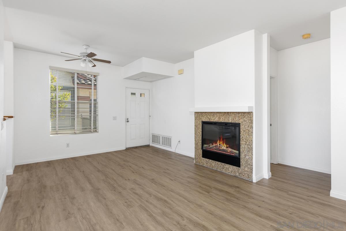 Detail Gallery Image 11 of 29 For 10878  Sabre Hill Dr  #294,  San Diego,  CA 92128 - 2 Beds | 2 Baths