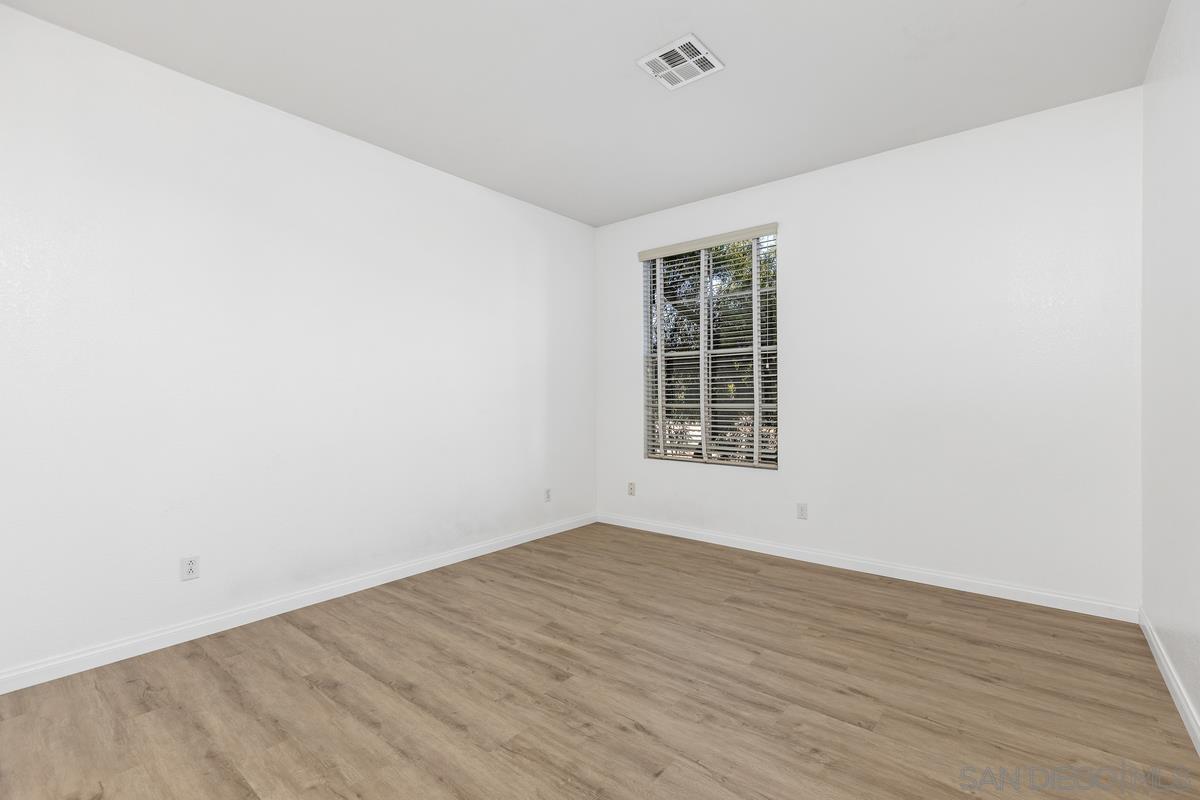 Detail Gallery Image 17 of 29 For 10878  Sabre Hill Dr  #294,  San Diego,  CA 92128 - 2 Beds | 2 Baths