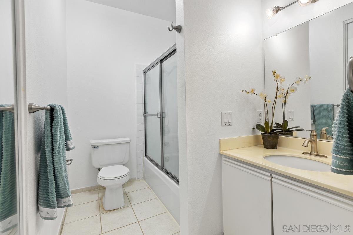 Detail Gallery Image 18 of 29 For 10878  Sabre Hill Dr  #294,  San Diego,  CA 92128 - 2 Beds | 2 Baths