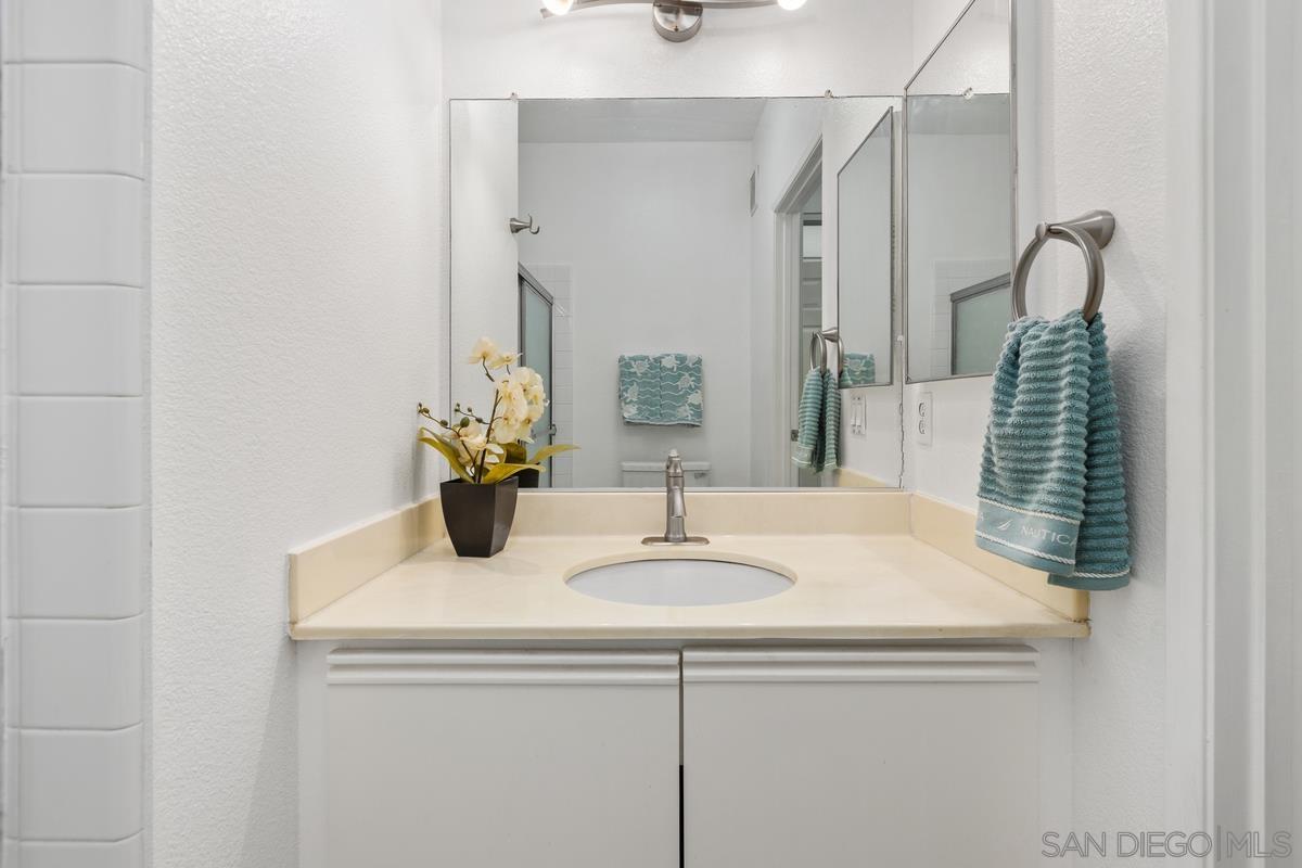 Detail Gallery Image 23 of 29 For 10878  Sabre Hill Dr  #294,  San Diego,  CA 92128 - 2 Beds | 2 Baths