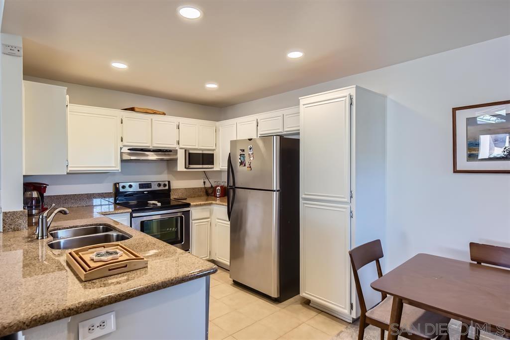 Detail Gallery Image 8 of 26 For 17161  Alva Rd  #221,  San Diego,  CA 92127 - 2 Beds | 2 Baths