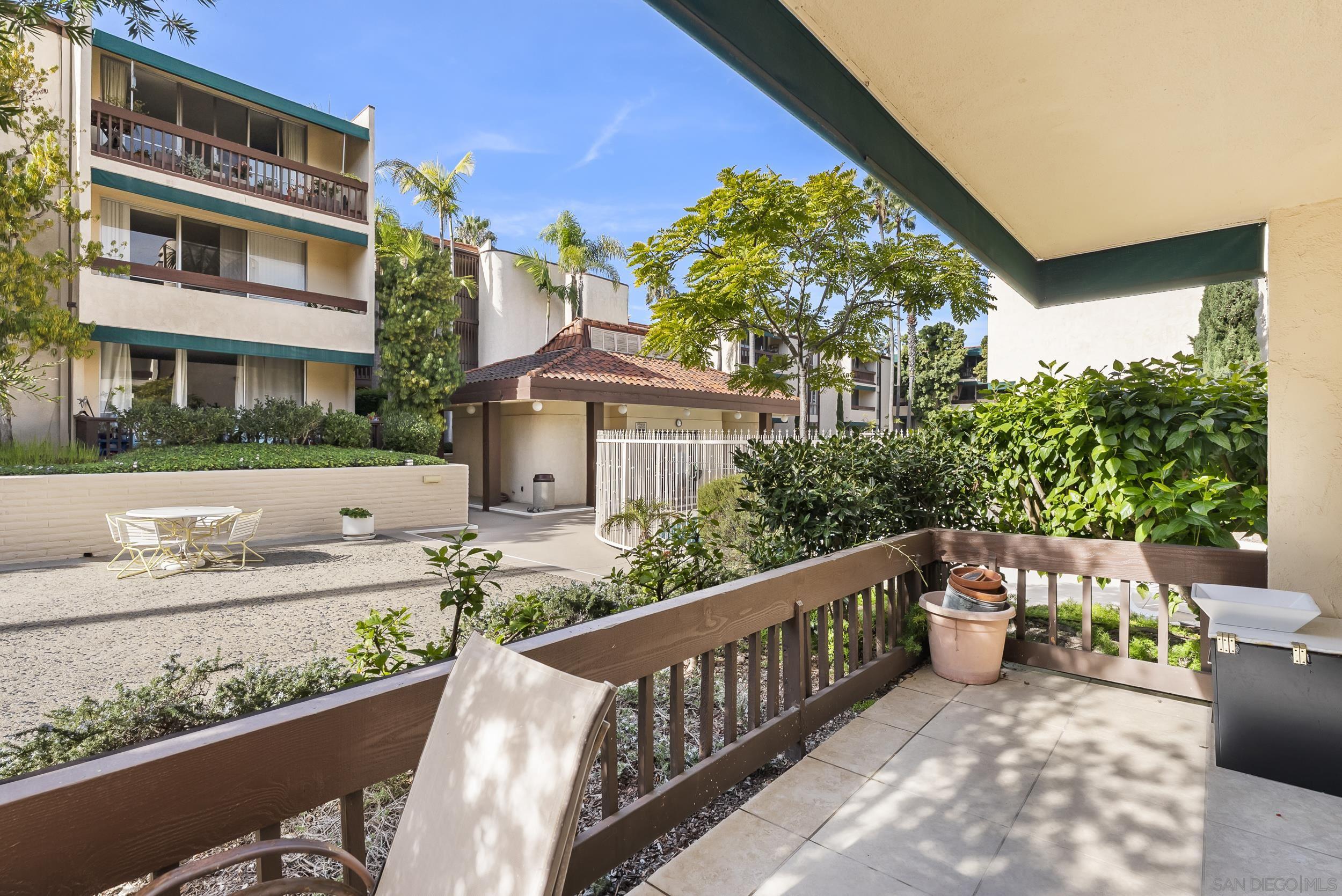 Front Image Thumbnail for SD250046001