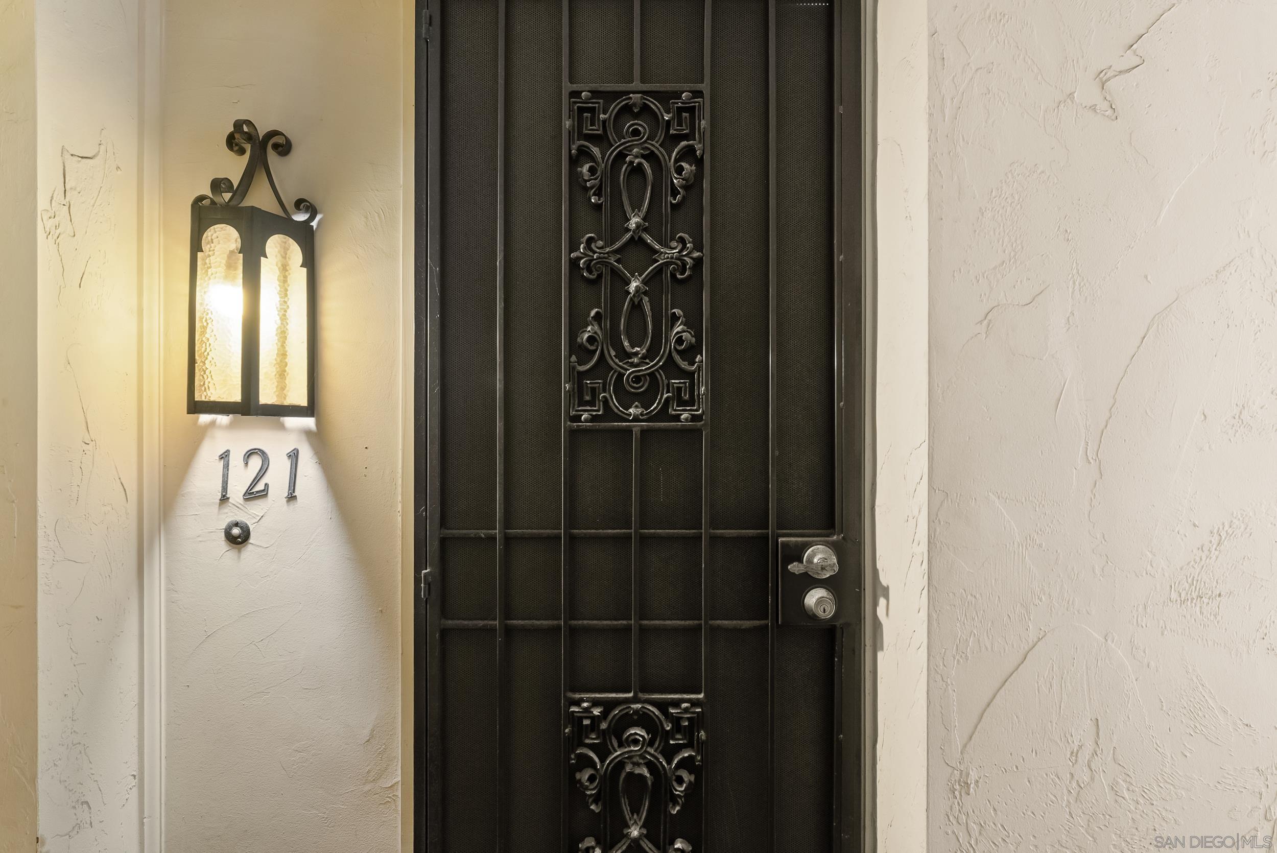 Detail Gallery Image 13 of 19 For 6455  La Jolla Blvd  #121,  La Jolla,  CA 92037 - 2 Beds | 2 Baths