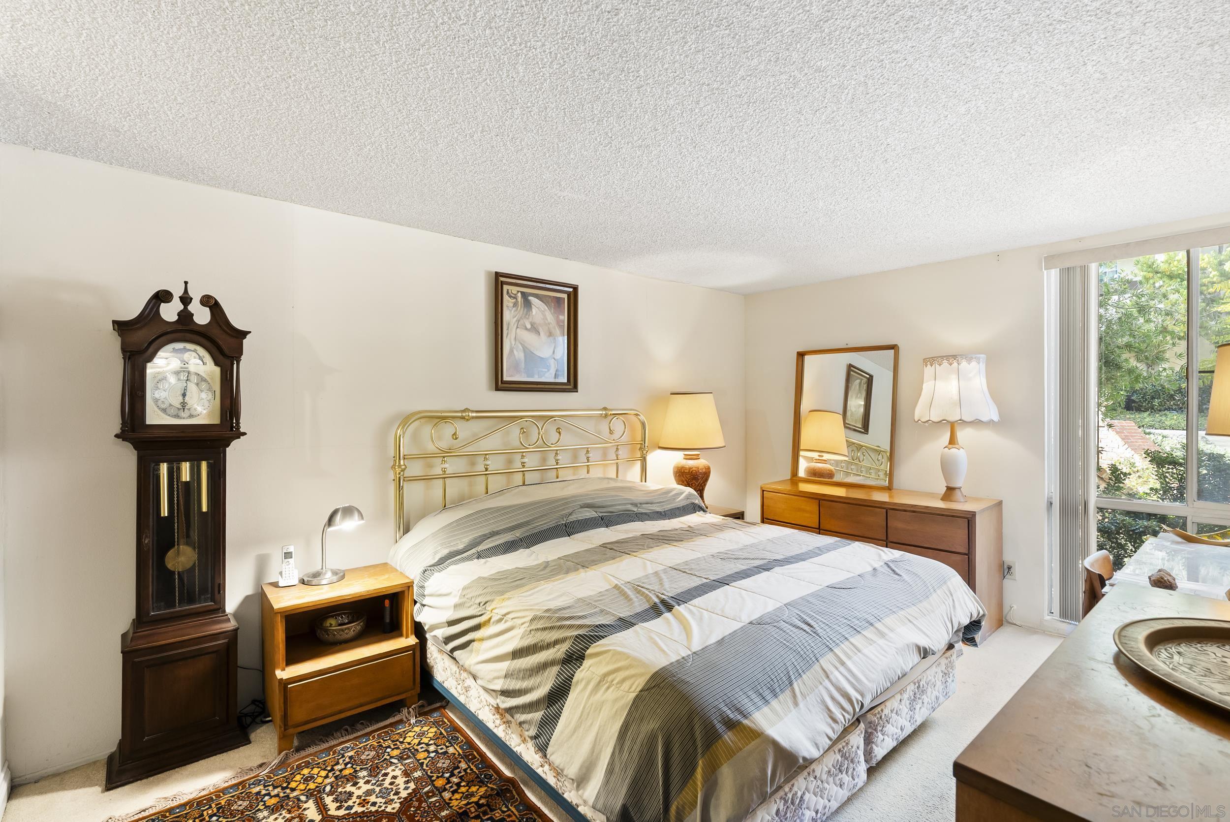 Detail Gallery Image 9 of 20 For 6455  La Jolla Blvd  #121,  La Jolla,  CA 92037 - 2 Beds | 2 Baths