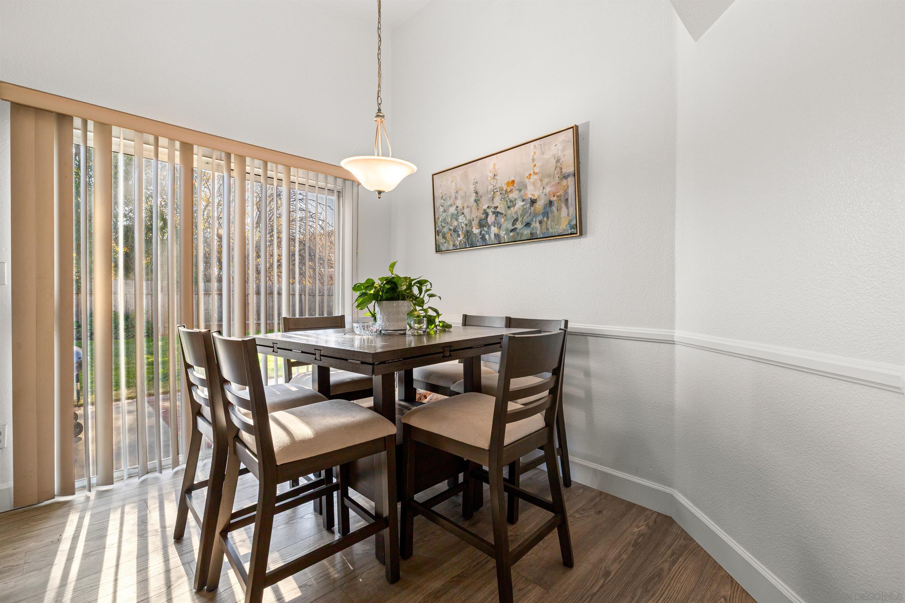 Detail Gallery Image 6 of 31 For 245  Bass Ct, Perris,  CA 92571 - 3 Beds | 2 Baths