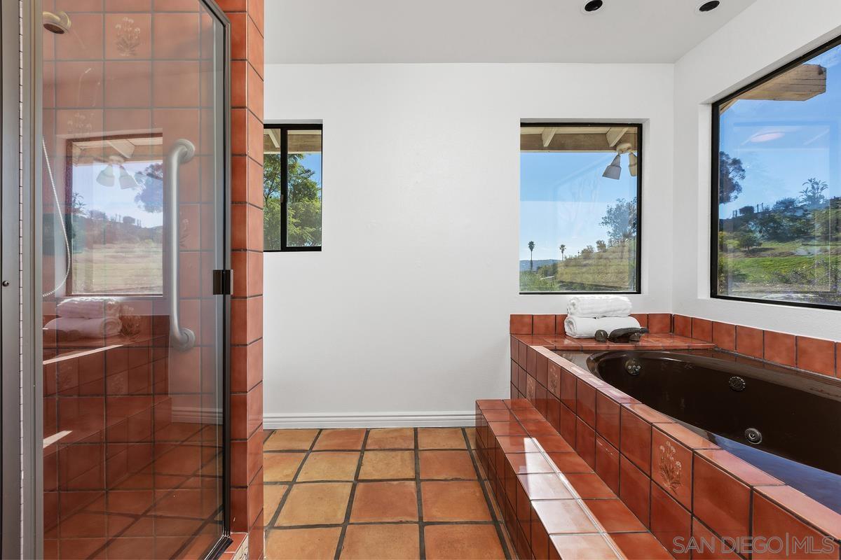 Detail Gallery Image 23 of 39 For 13747-49  Little Pond Rd, Valley Center,  CA 92082 - 5 Beds | 3 Baths