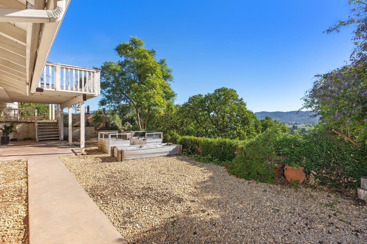 Detail Gallery Image 28 of 39 For 13747-49  Little Pond Rd, Valley Center,  CA 92082 - 5 Beds | 3 Baths