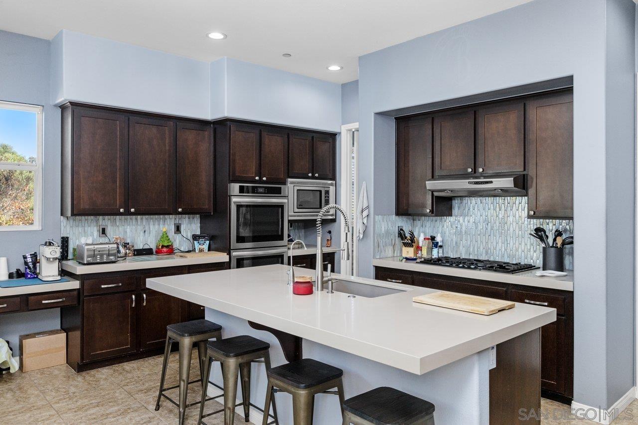 Detail Gallery Image 12 of 22 For 26025  Jack Rabbit Acres, Escondido,  CA 92026 - 3 Beds | 3 Baths