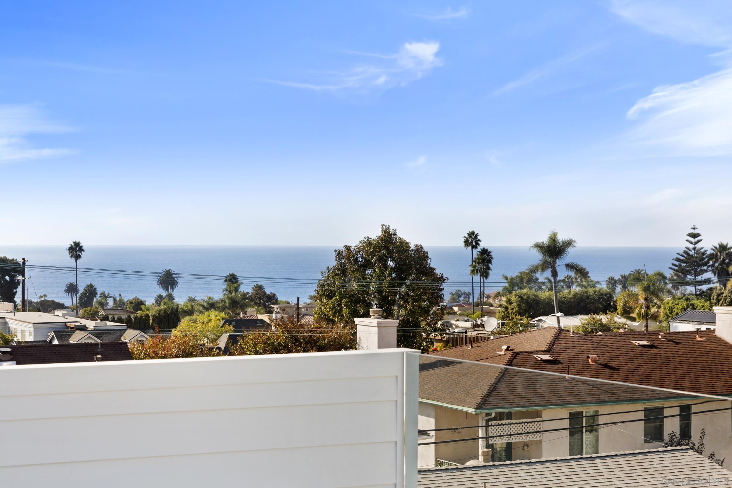 Detail Gallery Image 29 of 51 For 7216  Fay Ave, La Jolla,  CA 92037 - 4 Beds | 4 Baths