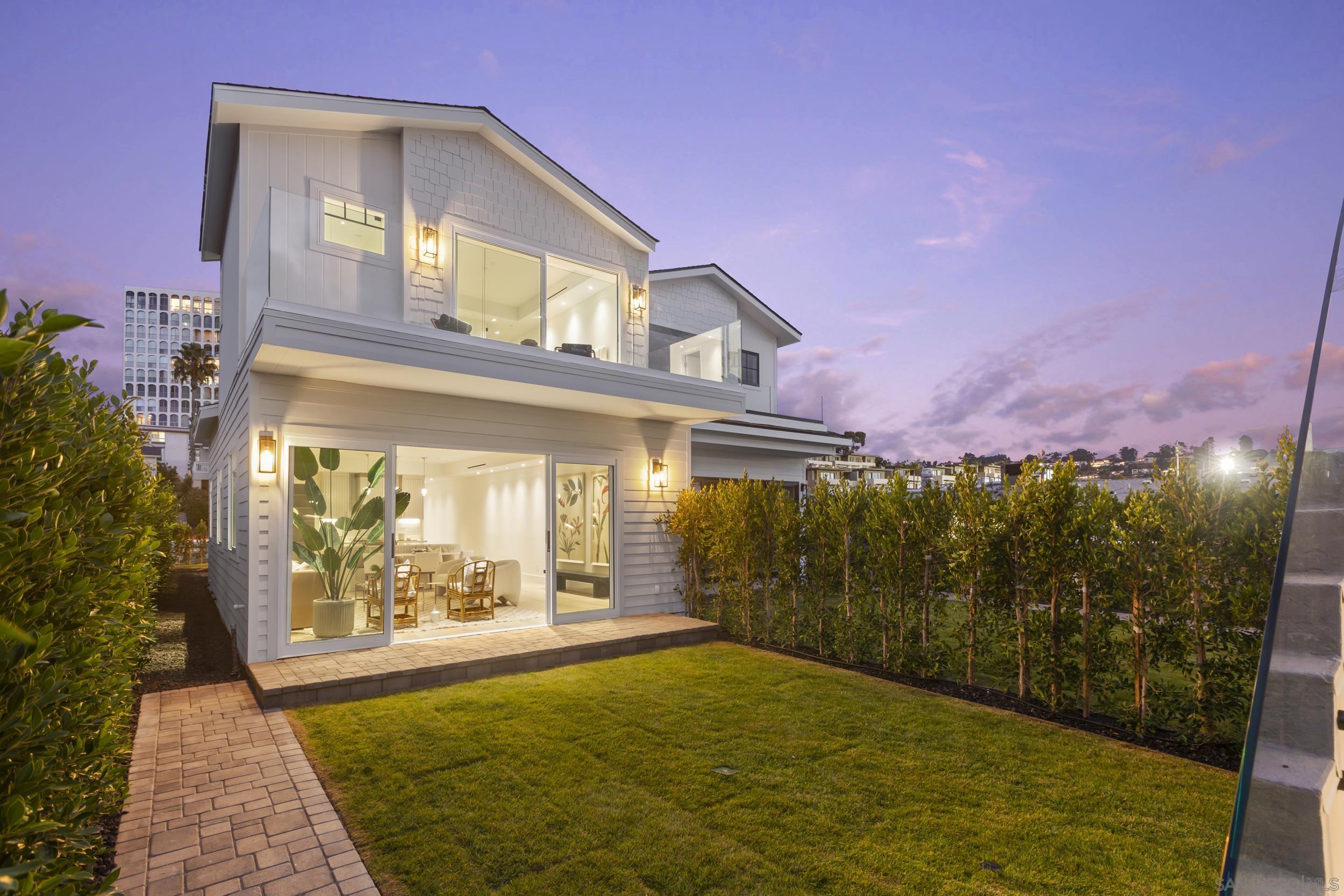 Detail Gallery Image 42 of 51 For 7216  Fay Ave, La Jolla,  CA 92037 - 4 Beds | 4 Baths