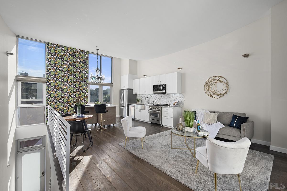 Detail Gallery Image 2 of 39 For 3788  Park Blvd  #12,  San Diego,  CA 92103 - 2 Beds | 2 Baths