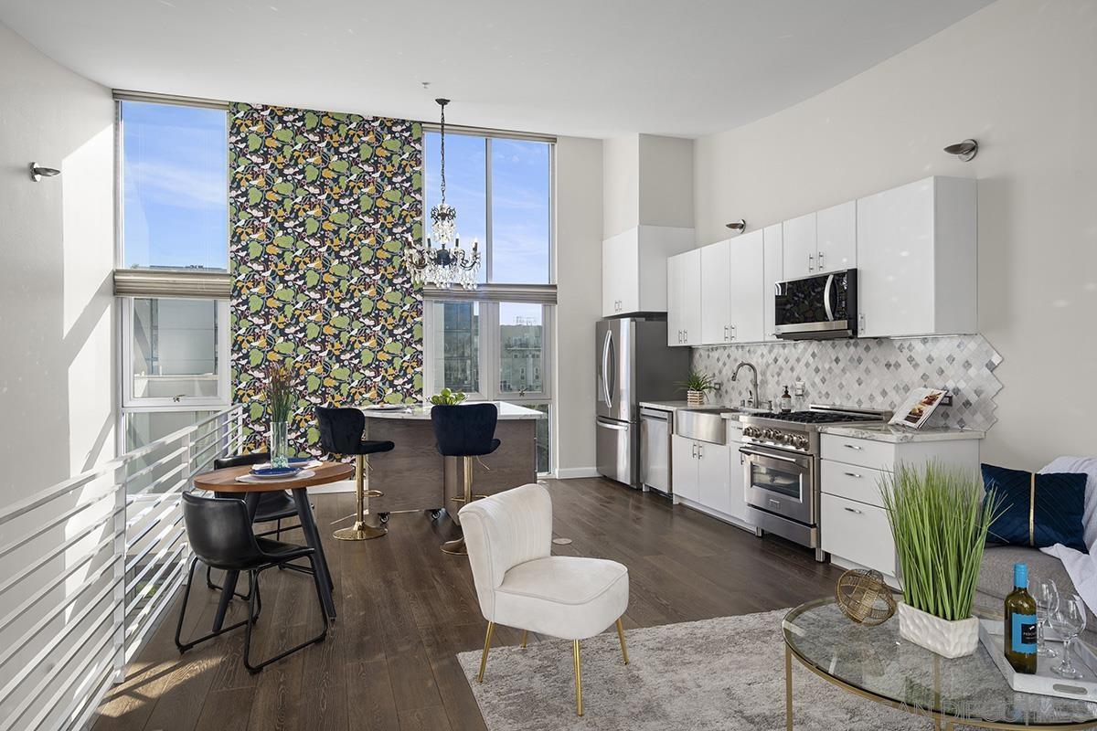 Detail Gallery Image 3 of 39 For 3788  Park Blvd  #12,  San Diego,  CA 92103 - 2 Beds | 2 Baths