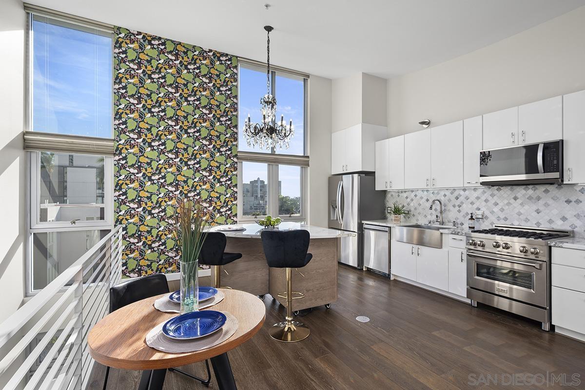 Detail Gallery Image 5 of 39 For 3788  Park Blvd  #12,  San Diego,  CA 92103 - 2 Beds | 2 Baths