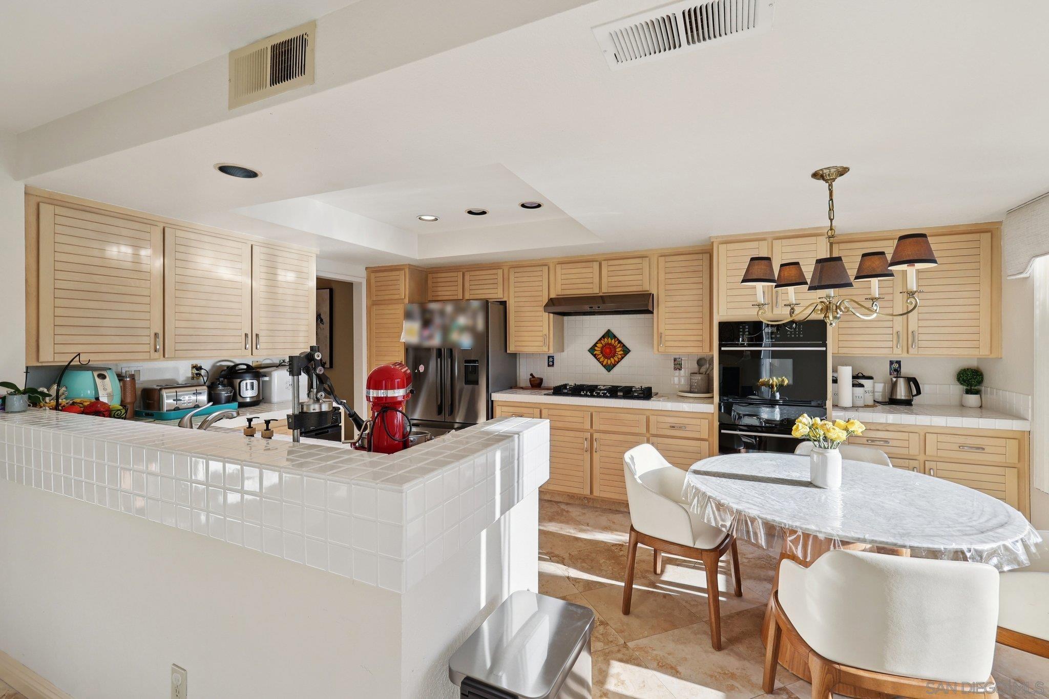 Detail Gallery Image 14 of 60 For 11335  Caminito Corriente, San Diego,  CA 92128 - 4 Beds | 3 Baths