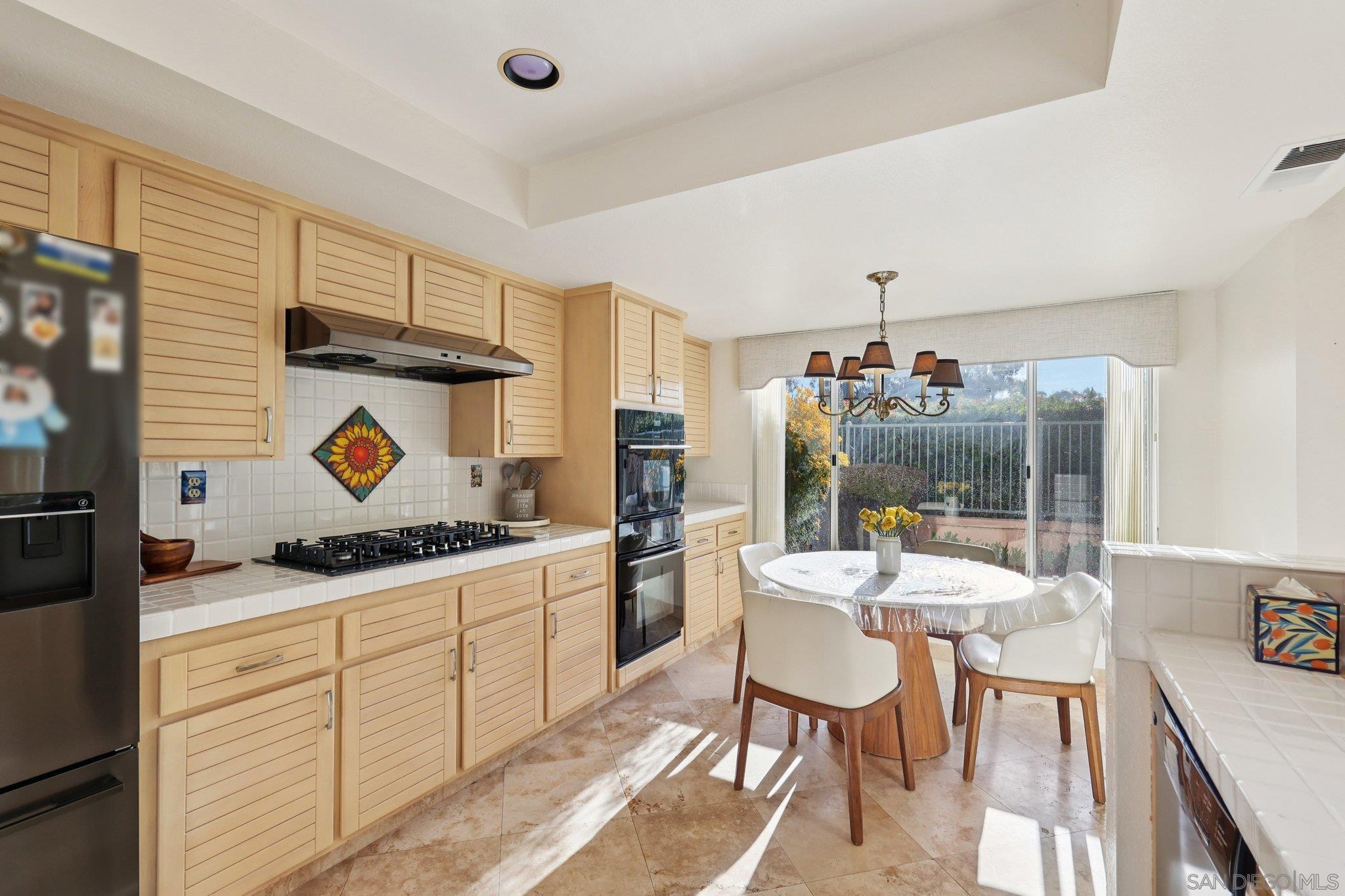 Detail Gallery Image 15 of 60 For 11335  Caminito Corriente, San Diego,  CA 92128 - 4 Beds | 3 Baths