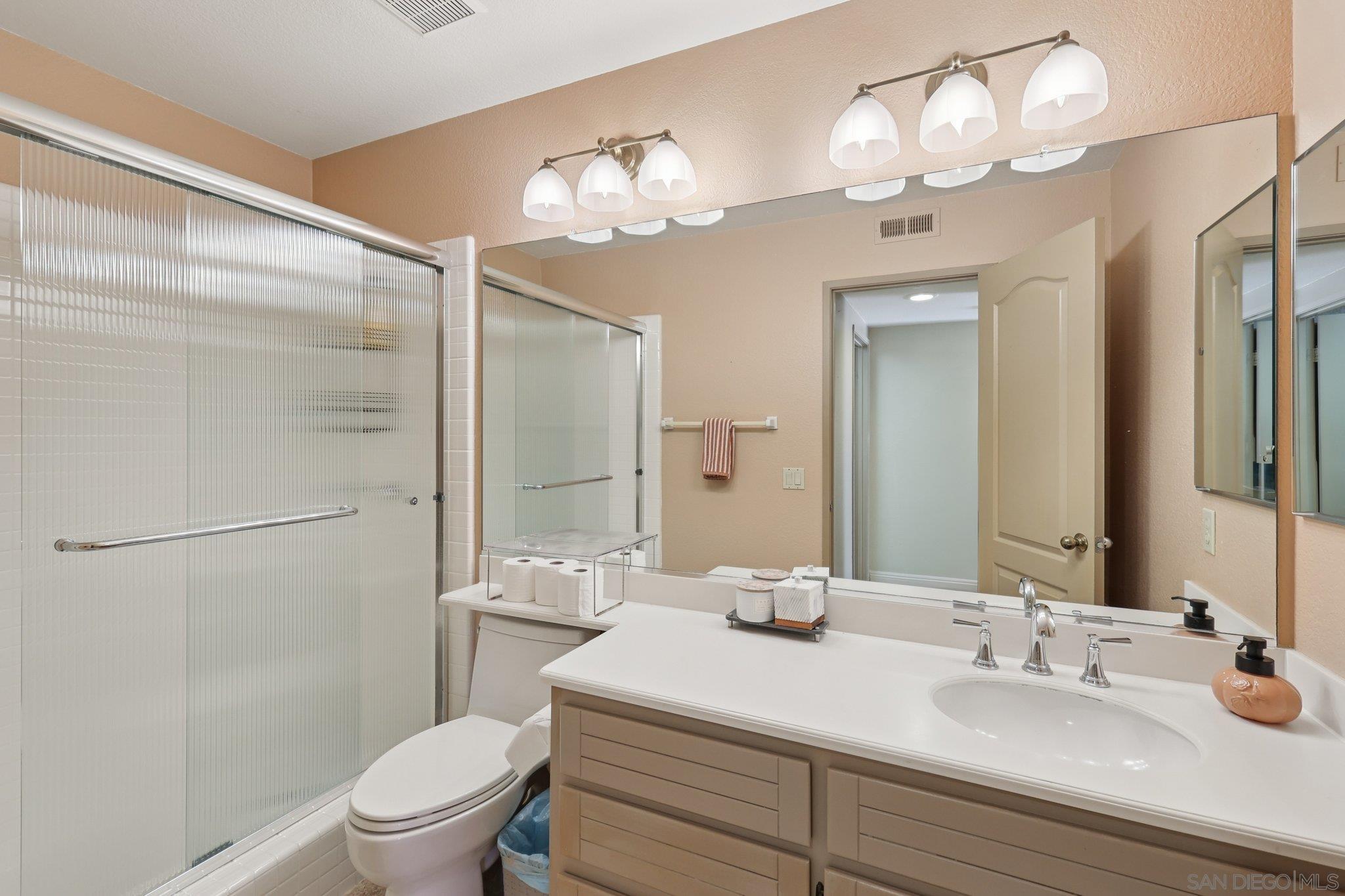 Detail Gallery Image 22 of 60 For 11335  Caminito Corriente, San Diego,  CA 92128 - 4 Beds | 3 Baths