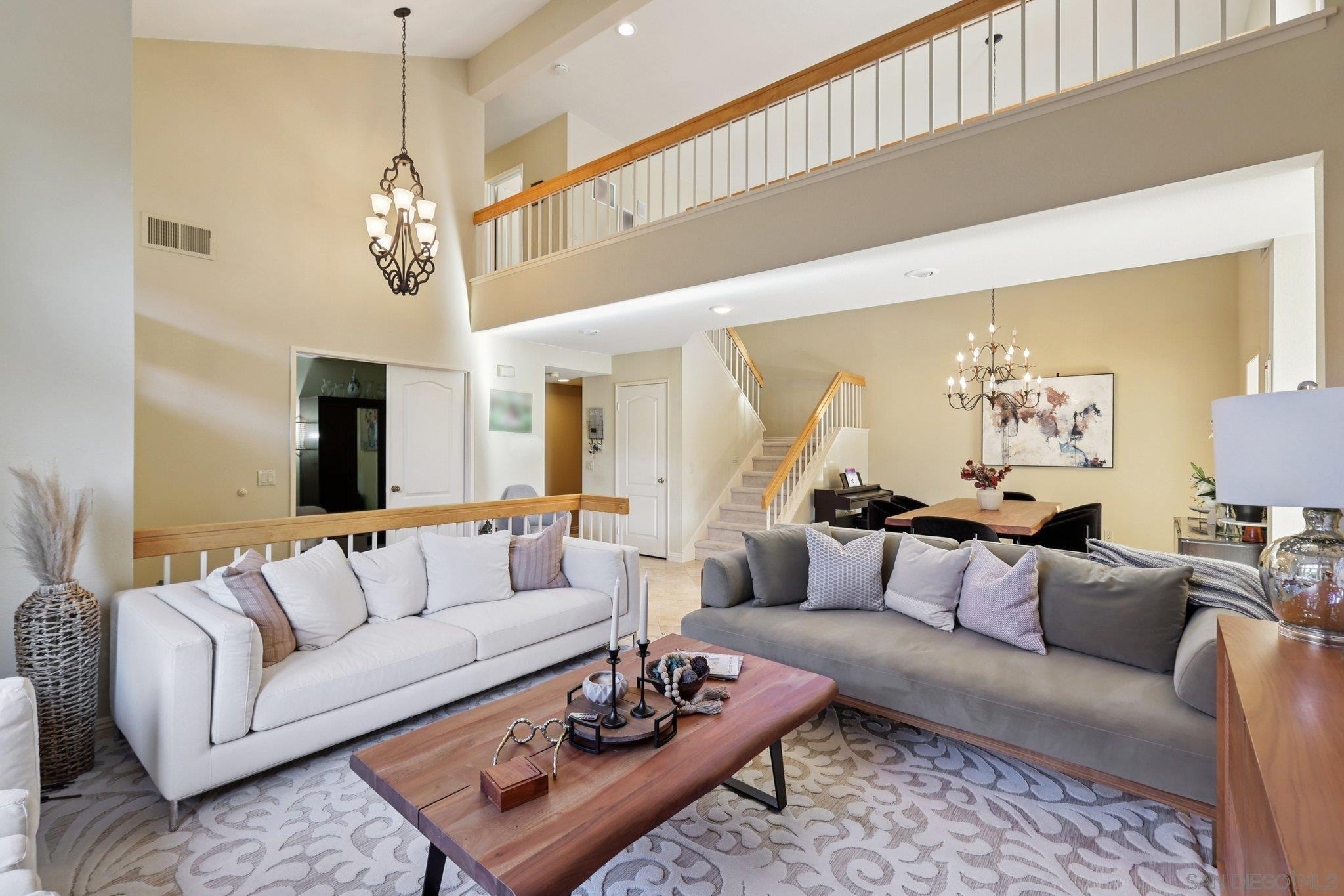 Detail Gallery Image 6 of 60 For 11335  Caminito Corriente, San Diego,  CA 92128 - 4 Beds | 3 Baths