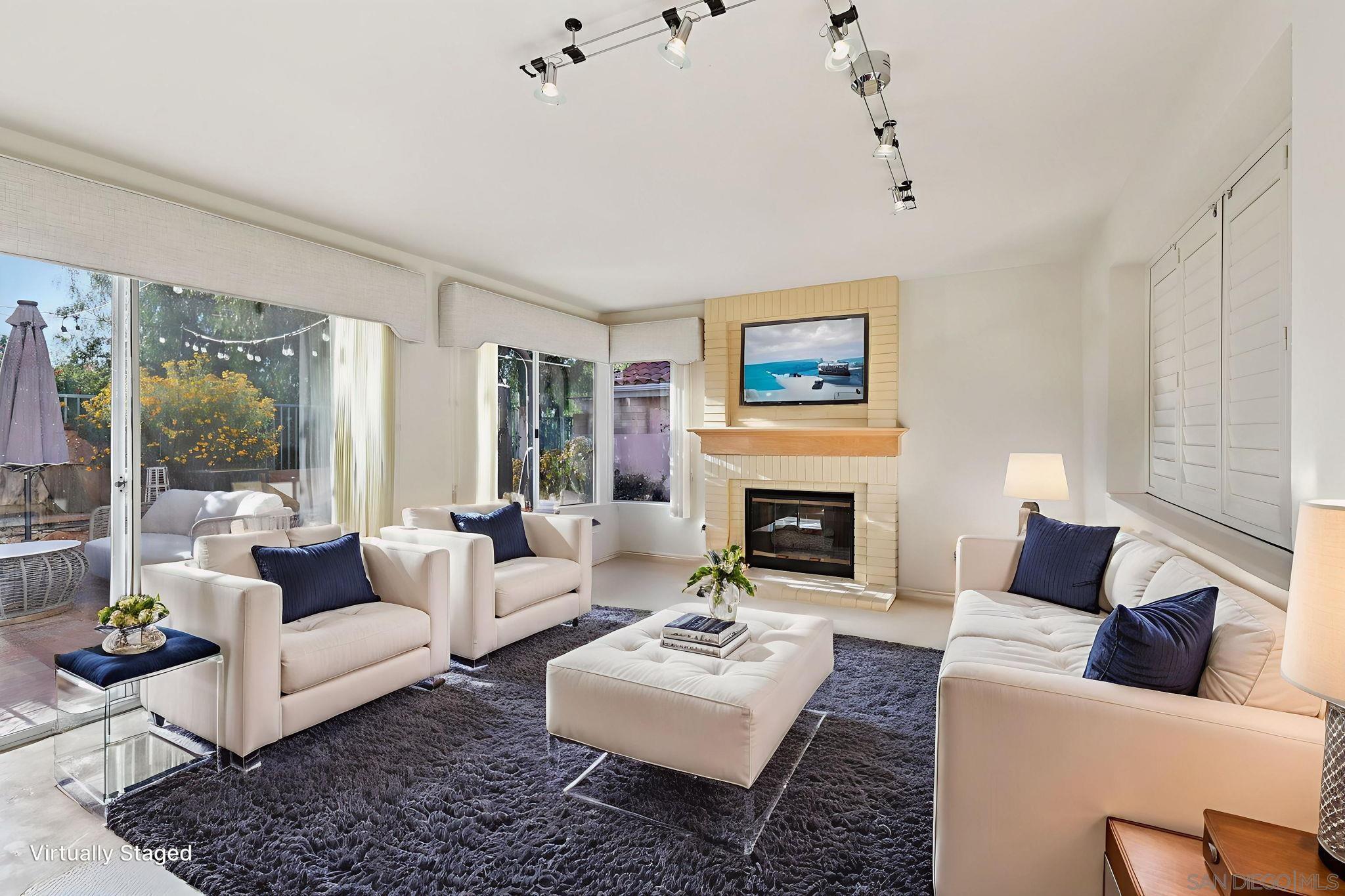 Detail Gallery Image 9 of 60 For 11335  Caminito Corriente, San Diego,  CA 92128 - 4 Beds | 3 Baths