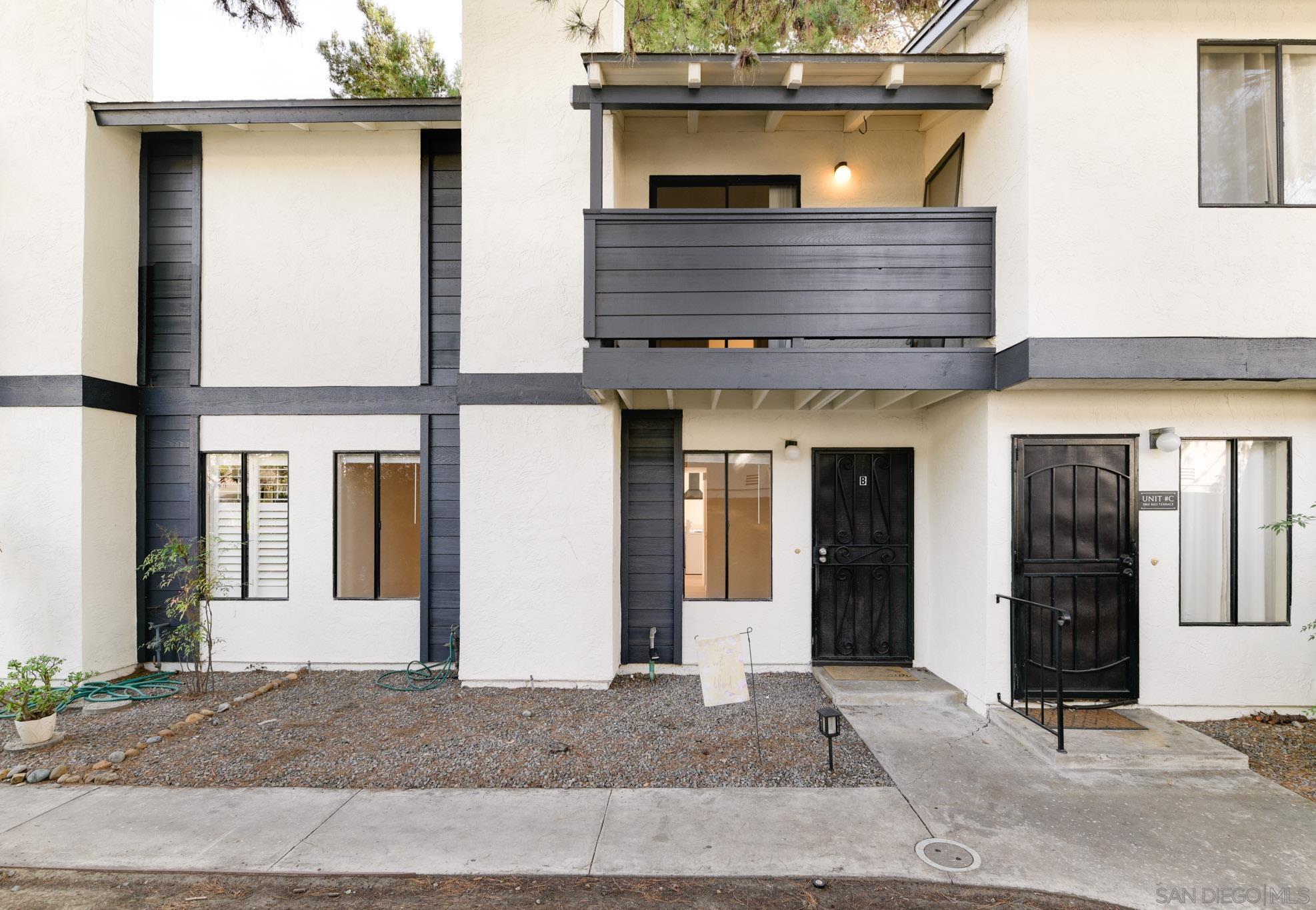 Detail Gallery Image 2 of 34 For 5865  Reo Ter  #B,  San Diego,  CA 92139 - 2 Beds | 2/1 Baths