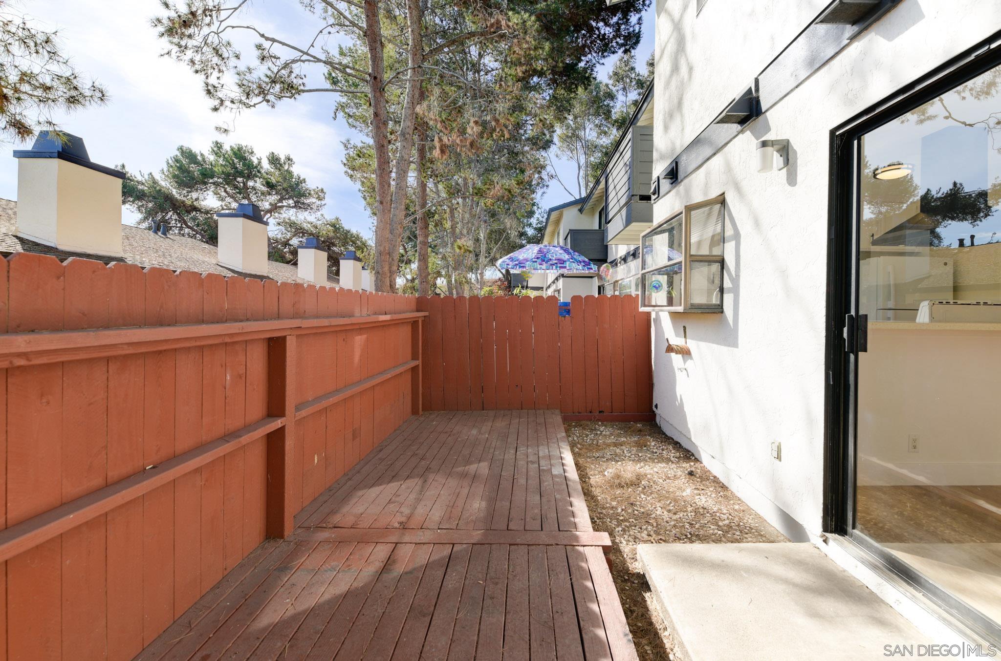 Detail Gallery Image 15 of 34 For 5865  Reo Ter  #B,  San Diego,  CA 92139 - 2 Beds | 2/1 Baths