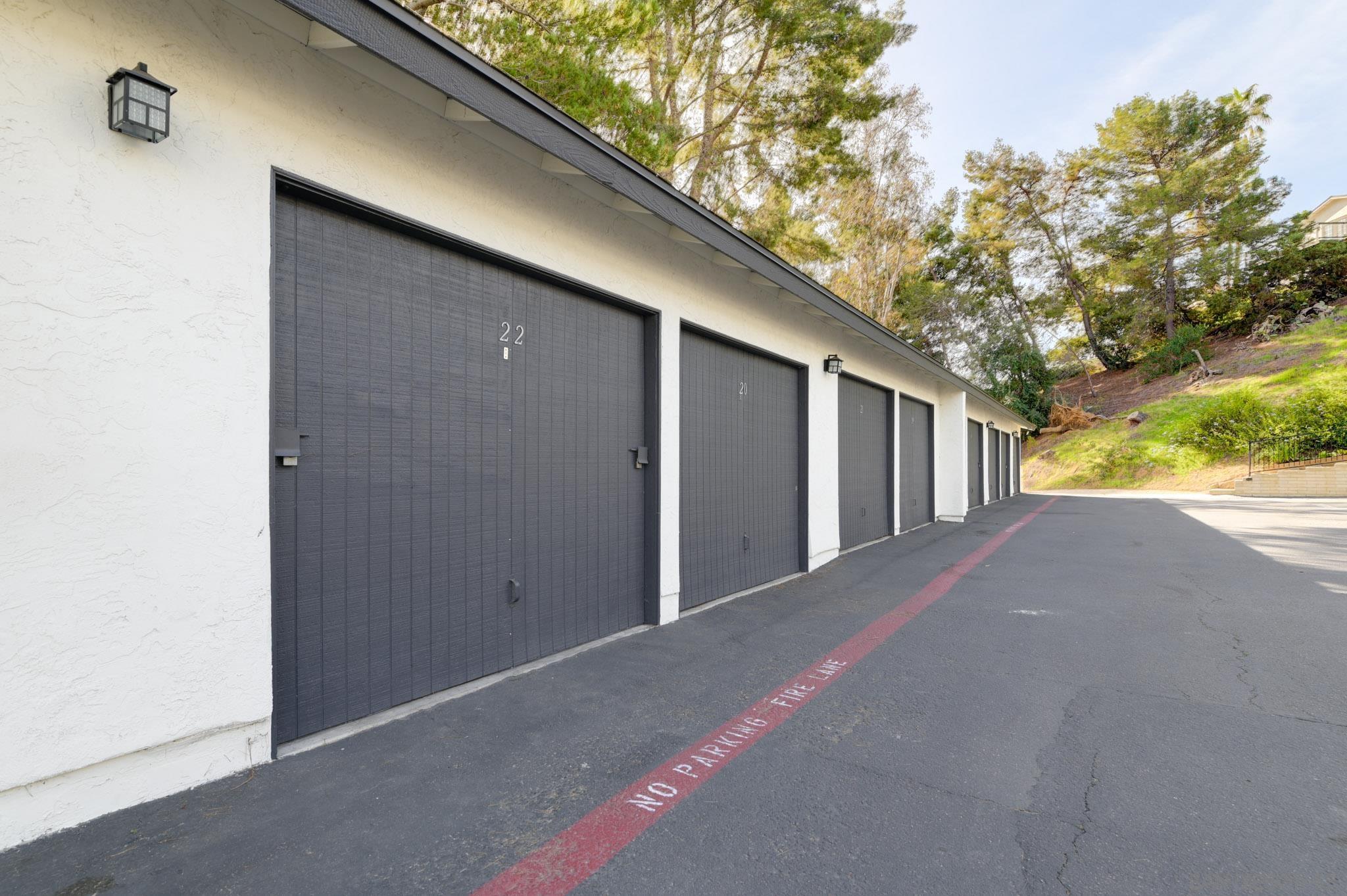 Detail Gallery Image 31 of 33 For 5865  Reo Ter  #B,  San Diego,  CA 92139 - 2 Beds | 2/1 Baths