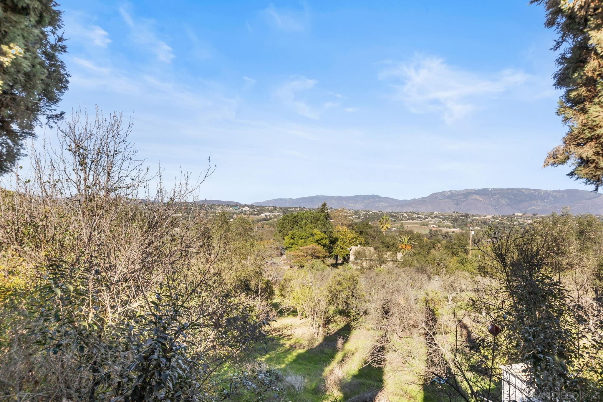 Detail Gallery Image 23 of 31 For 14280  Resava Ln, Valley Center,  CA 92082 - 4 Beds | 3 Baths