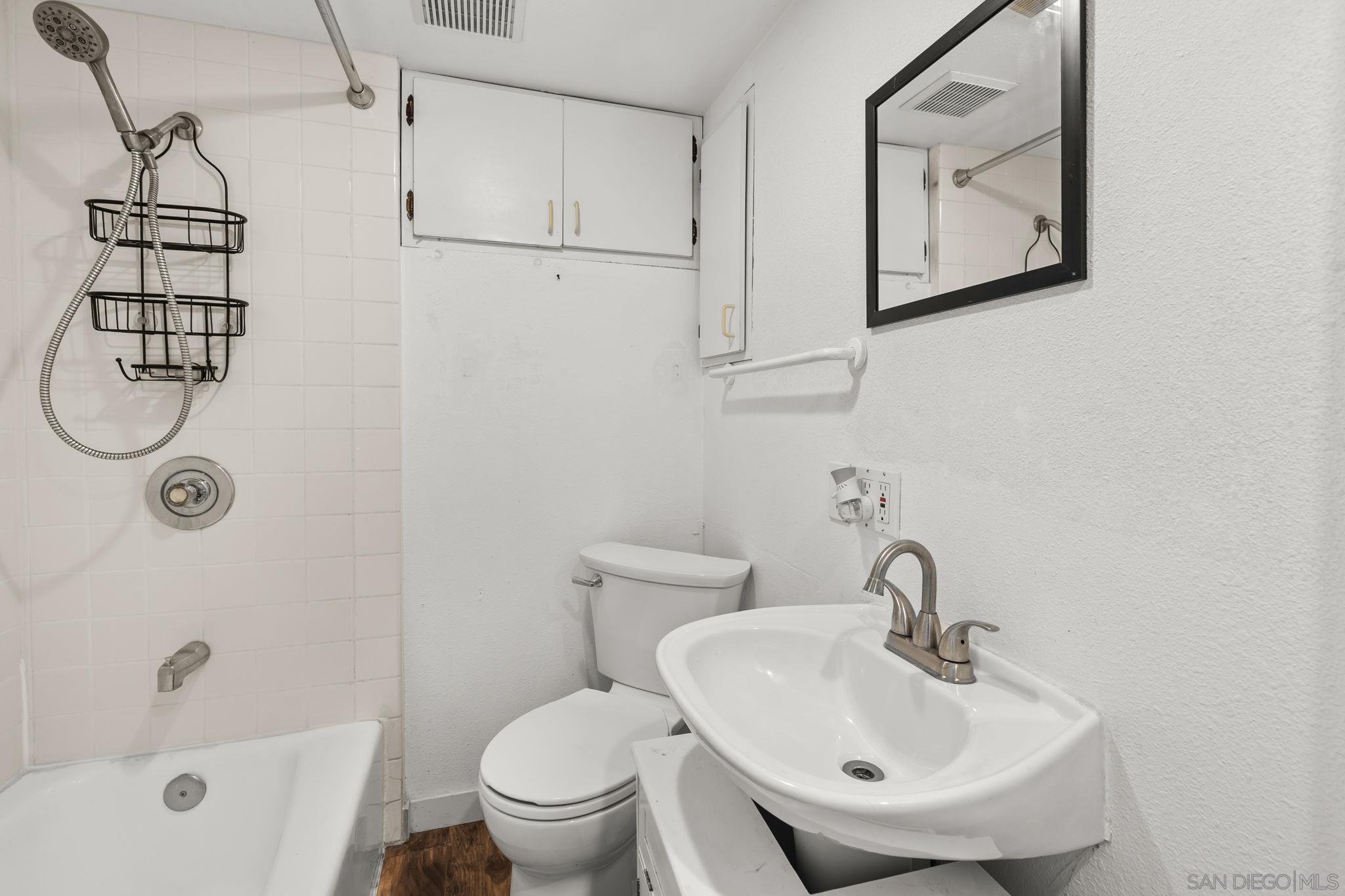 Detail Gallery Image 33 of 37 For 14280  Resava Ln, Valley Center,  CA 92082 - 4 Beds | 3 Baths