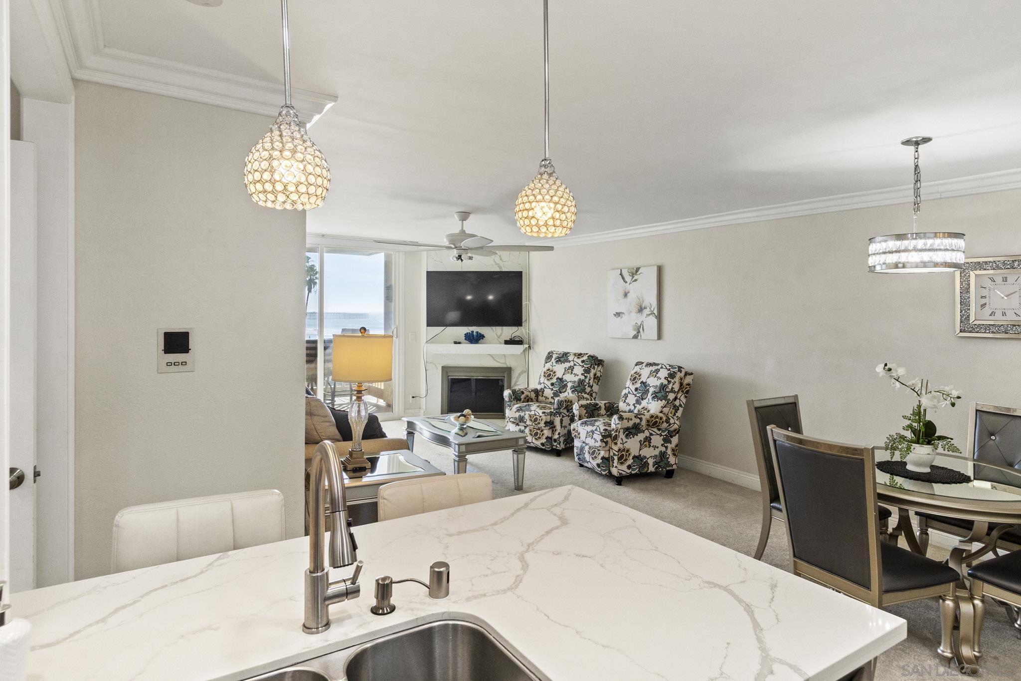 Detail Gallery Image 13 of 37 For 999 N Pacific St  #D200,  Oceanside,  CA 92054 - 1 Beds | 1 Baths