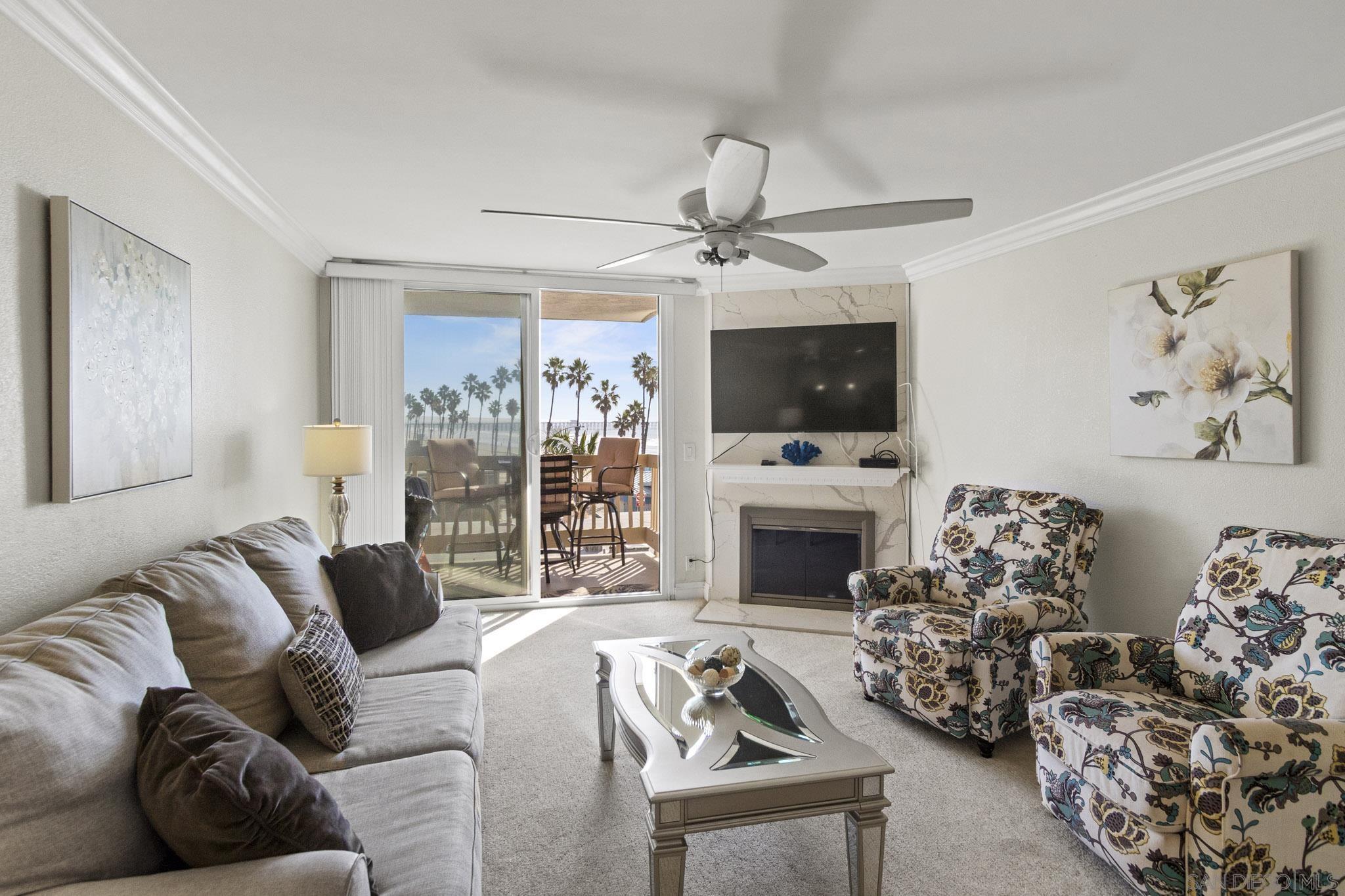 Detail Gallery Image 3 of 37 For 999 N Pacific St  #D200,  Oceanside,  CA 92054 - 1 Beds | 1 Baths