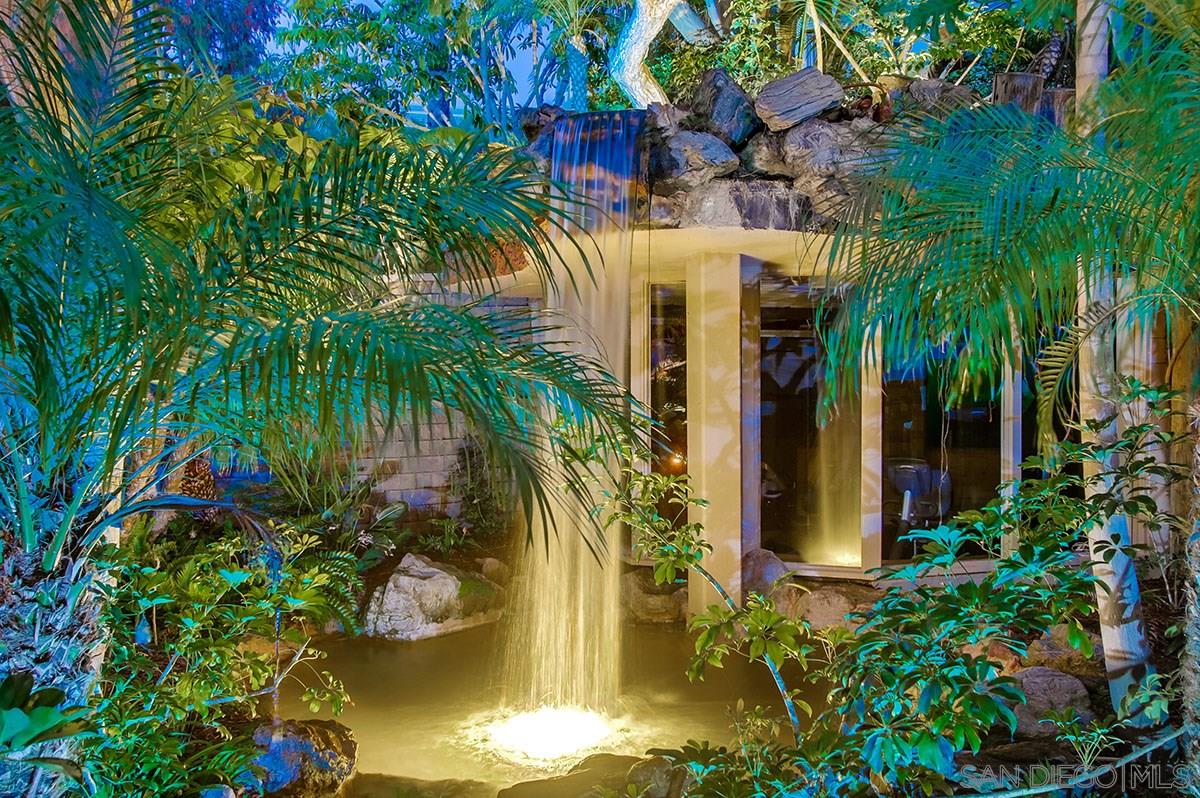 Detail Gallery Image 25 of 37 For 999 N Pacific St  #D200,  Oceanside,  CA 92054 - 1 Beds | 1 Baths