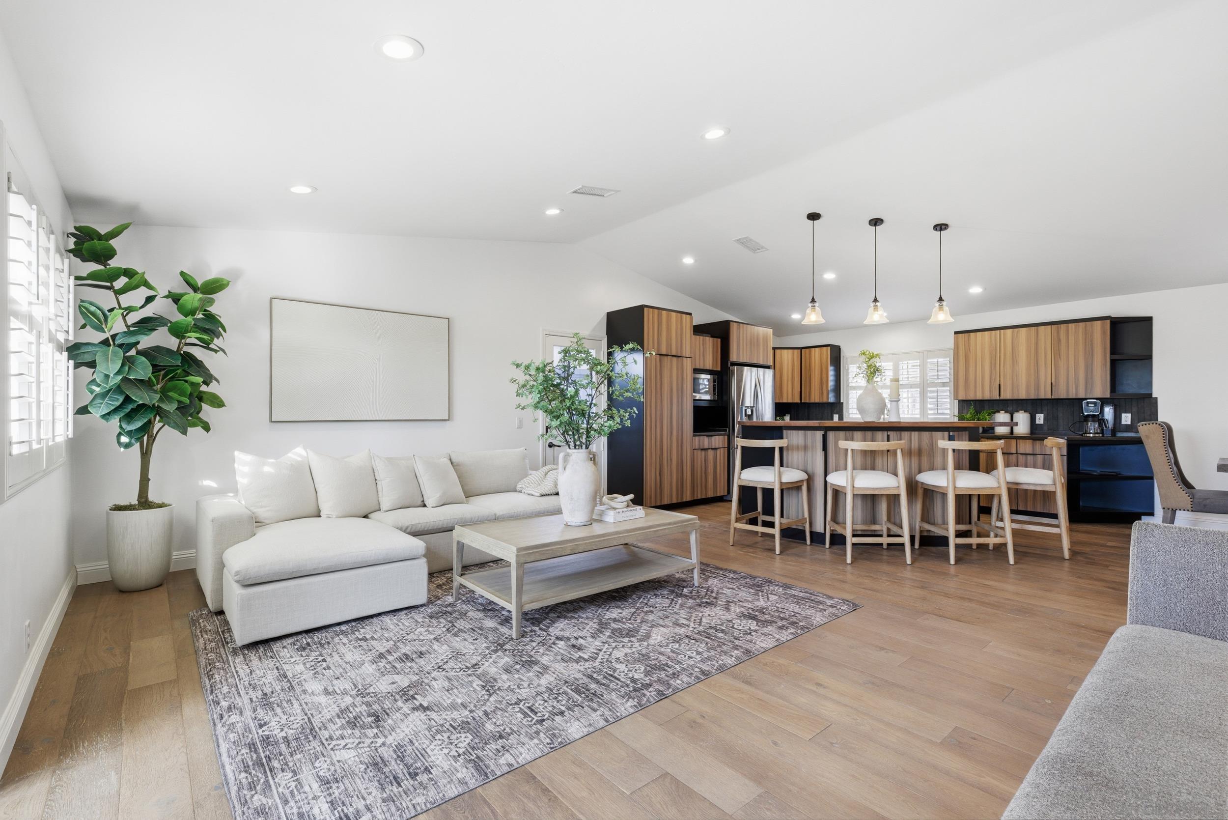 Detail Gallery Image 3 of 41 For 6206  Falmouth Dr, La Mesa,  CA 91942 - 3 Beds | 2/1 Baths