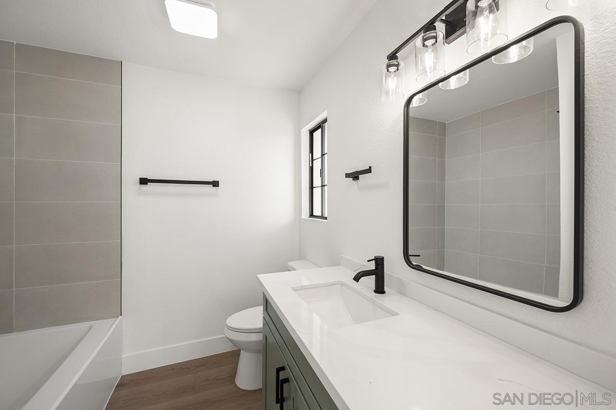 Detail Gallery Image 30 of 39 For 3631  Mission Mesa Way, San Diego,  CA 92120 - 3 Beds | 2/1 Baths