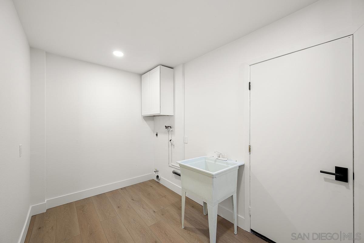 Detail Gallery Image 32 of 39 For 3631  Mission Mesa Way, San Diego,  CA 92120 - 3 Beds | 2/1 Baths