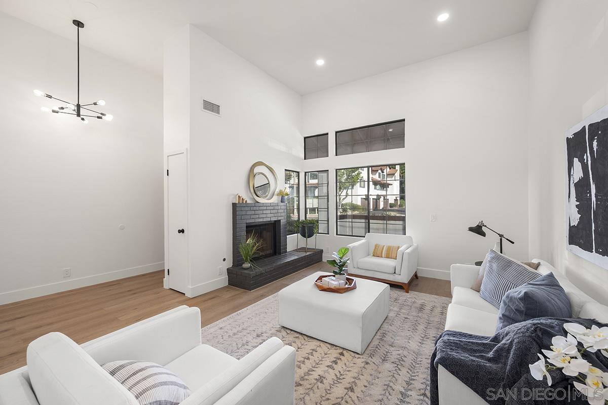 Detail Gallery Image 6 of 39 For 3631  Mission Mesa Way, San Diego,  CA 92120 - 3 Beds | 2/1 Baths