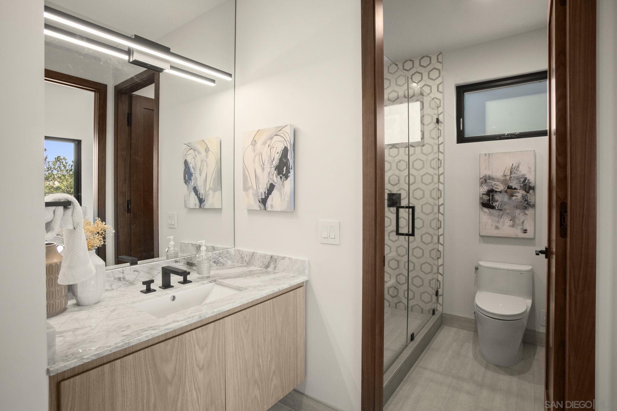 Detail Gallery Image 20 of 30 For 2448  Sagebrush Ct, La Jolla,  CA 92037 - 5 Beds | 5/1 Baths